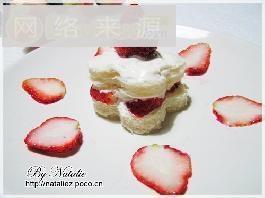 虎年情人节甜点-草莓奶油塔