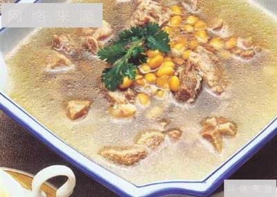 黄豆炖排骨汤