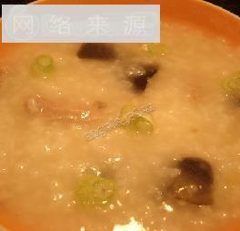 广东艇仔粥-皮蛋瘦肉粥的热量