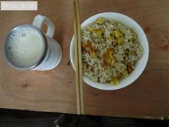 鄂菜-蛋炒饭+维维豆奶
