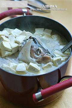 鲢子头豆腐汤