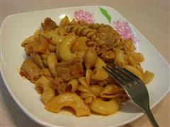 茄汁肉片炒pasta