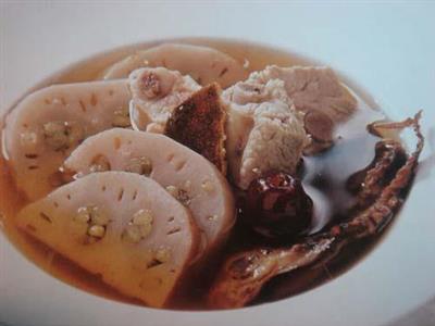 章鱼蜜藕排骨汤