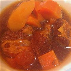电饭锅版-西红柿牛腩炖土豆的热量