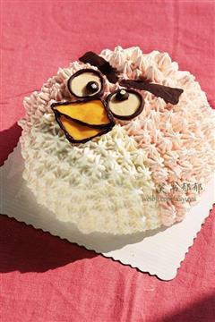 愤怒的小鸟奶油裱花海绵蛋糕