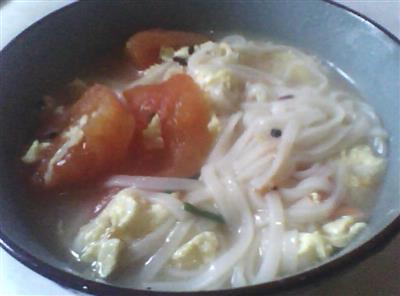 懒人快手早午饭-做一碗清淡简单的西红柿鸡蛋面