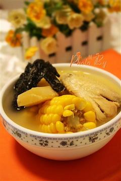 甘蔗粟米煲鸡汤