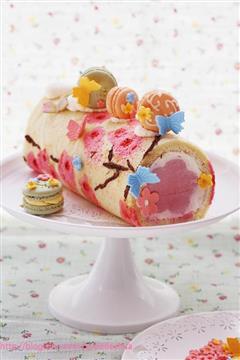 桃花手绘蛋糕卷