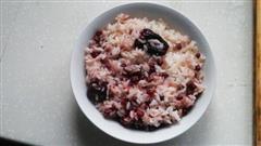红红白白米饭