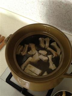 排骨榴莲汤