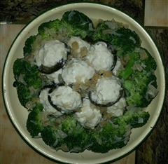 鸡蓉豆腐酿香菇