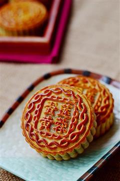 广式莲蓉蛋黄月饼