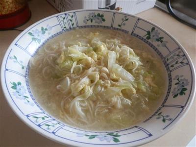 白菜挂面汤