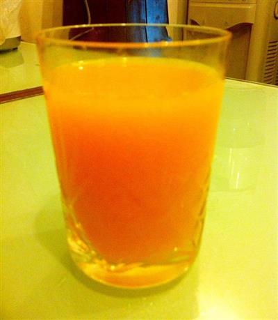 胡萝卜鲜橙汁