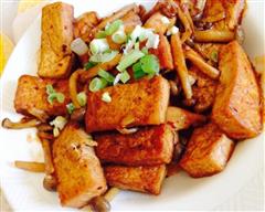 豆腐和海鲜菇