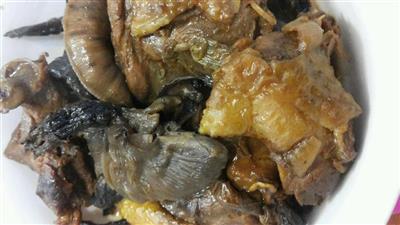 东北菜系-小笨鸡炖蘑菇