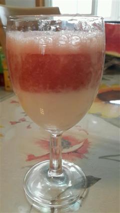酸奶西瓜汁