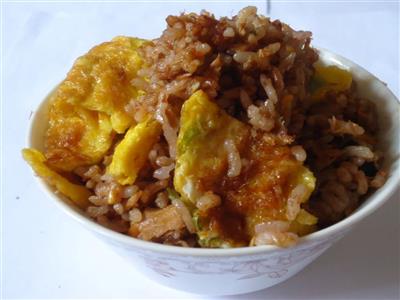 红米蛋炒饭