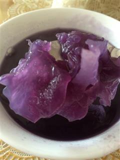 紫薯冰糖银耳汤的热量