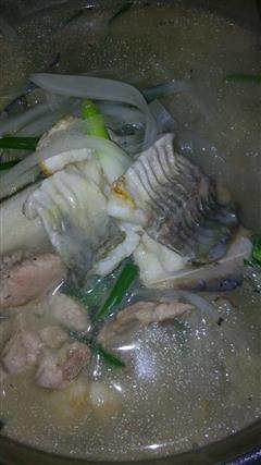 海鳗萝卜煲
