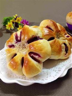 酸奶紫薯花朵面包