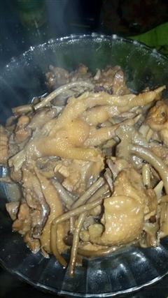 茶树菇炖土公鸡