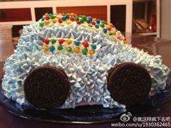 小汽车蛋糕