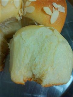 花形椰蓉面包