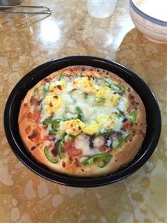 菠萝牛肉披萨