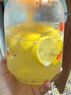 柠檬冰茶