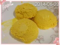 芒果酸奶冰激凌