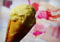 香草冰淇淋甜筒