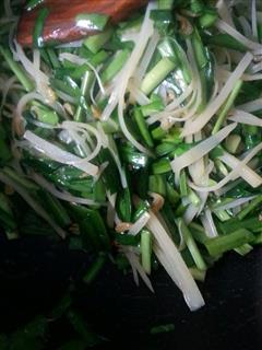 虾皮韭菜土豆丝