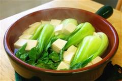 青菜豆腐汤的热量