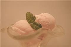 夏季恩物-至应季健康简单蜜桃酸奶冰淇淋