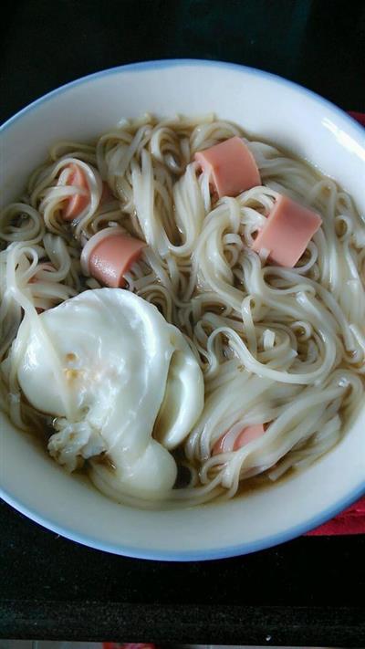 火腿鸡蛋面条的做法_家常做法_怎么做好吃_热量/卡路里_大厨艺