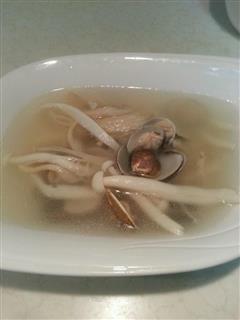 花蛤蘑菇汤