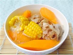 广东靓汤-玉米红萝卜猪骨汤