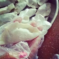 韭菜冬菇玉米猪肉饺
