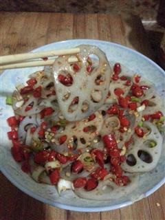 小米椒拌藕片