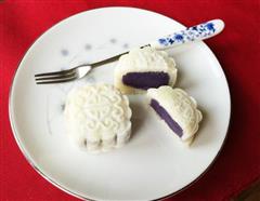 紫薯冰皮月饼的热量