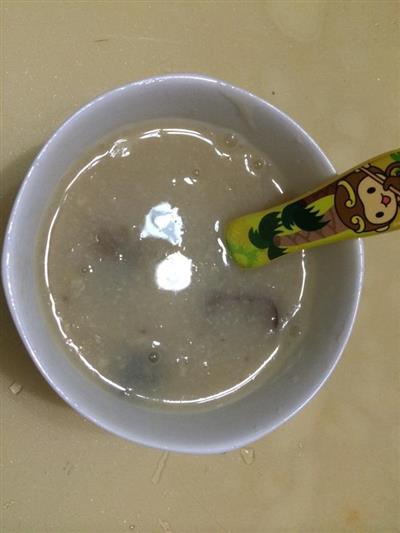 红枣莲子米粥