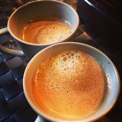 飞利浦意式手动咖啡机制作简易咖啡