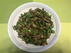 超级简单下饭菜-四季豆、橄榄菜、炒肉丁