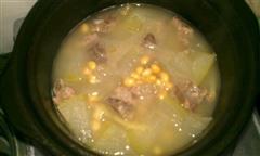 秋季冬瓜干黄豆排骨汤
