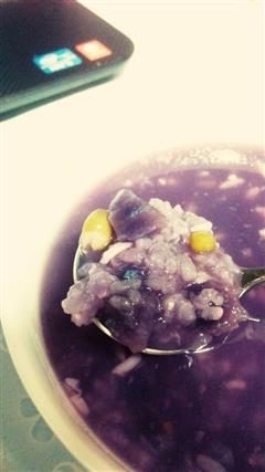 绿豆紫薯粥