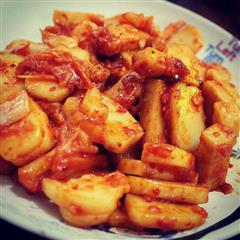 韩式辣白菜炒年糕的热量