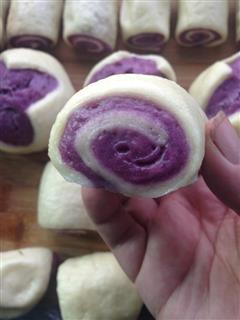 花样紫薯馒头的热量