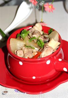 萝卜炖羊肉汤-冬季暖身的热量