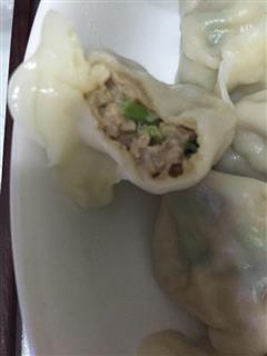 韭菜虾仁灌汤水饺